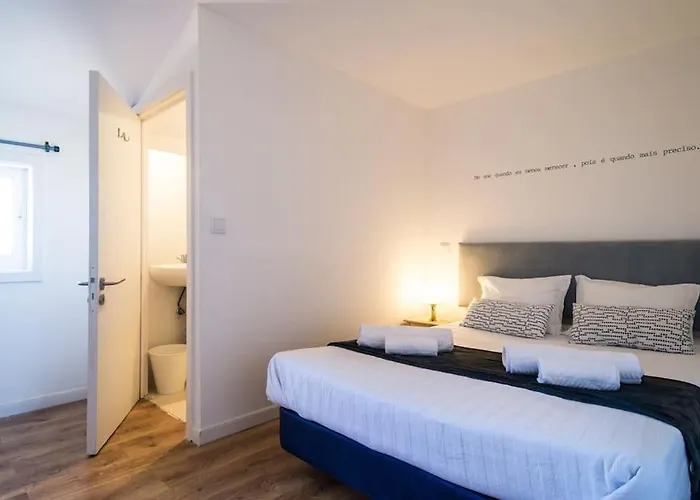 What Else Πανσιόν