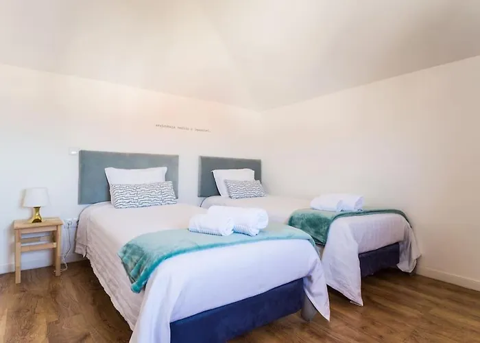 Πανσιόν What Else