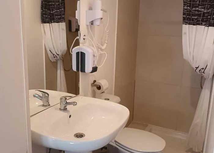 Πανσιόν What Else Φάτιμα