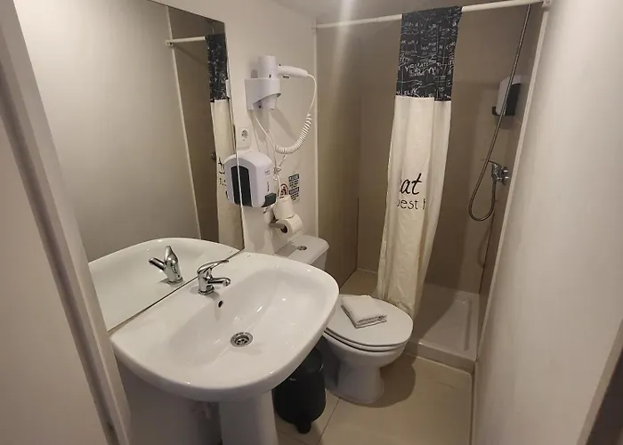 Πανσιόν What Else Φάτιμα